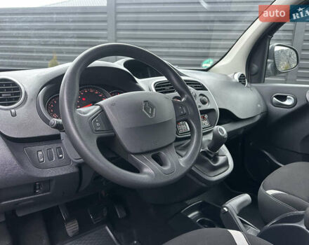 Коричневый Рено Кенгу, объемом двигателя 1.5 л и пробегом 210 тыс. км за 10999 $, фото 22 на Automoto.ua