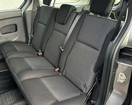 Коричневый Рено Кенгу, объемом двигателя 1.5 л и пробегом 280 тыс. км за 12300 $, фото 31 на Automoto.ua