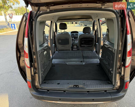 Коричневий Рено Кєнгу, об'ємом двигуна 1.5 л та пробігом 134 тис. км за 11999 $, фото 85 на Automoto.ua