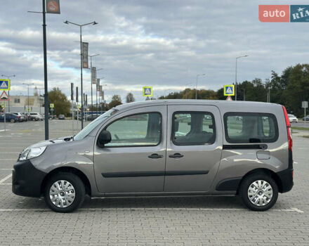 Коричневый Рено Кенгу, объемом двигателя 1.5 л и пробегом 280 тыс. км за 12300 $, фото 3 на Automoto.ua