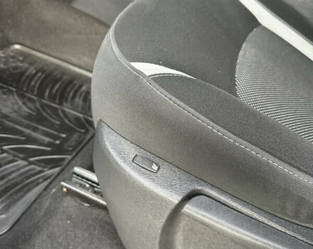 Коричневый Рено Кенгу, объемом двигателя 1.5 л и пробегом 280 тыс. км за 12300 $, фото 19 на Automoto.ua