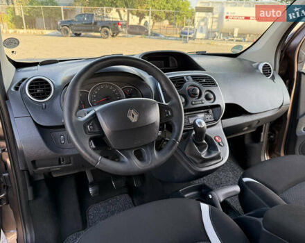 Коричневий Рено Кєнгу, об'ємом двигуна 1.5 л та пробігом 134 тис. км за 11999 $, фото 71 на Automoto.ua
