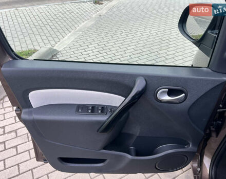 Коричневый Рено Кенгу, объемом двигателя 1.5 л и пробегом 154 тыс. км за 13399 $, фото 35 на Automoto.ua