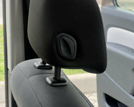 Коричневый Рено Кенгу, объемом двигателя 1.5 л и пробегом 154 тыс. км за 13399 $, фото 57 на Automoto.ua