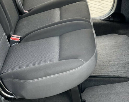 Коричневый Рено Кенгу, объемом двигателя 1.5 л и пробегом 154 тыс. км за 13399 $, фото 29 на Automoto.ua