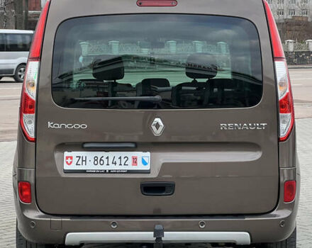 Коричневый Рено Кенгу, объемом двигателя 1.5 л и пробегом 154 тыс. км за 13399 $, фото 8 на Automoto.ua