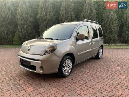 Рено Кенгу 2011 в Луцке на Automoto.ua Коричневый Рено Кенгу, объемом двигателя 1.5 л и пробегом 255 тыс. км за 8890 $, фото 1 на Automoto.ua