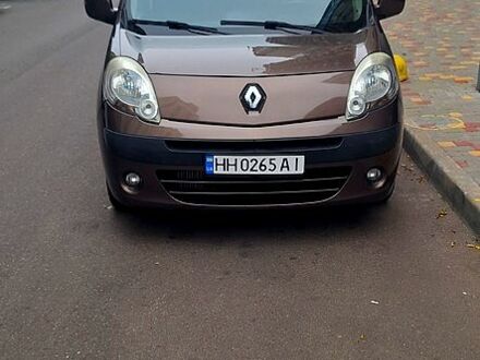 Коричневий Рено Кєнгу, об'ємом двигуна 1.5 л та пробігом 265 тис. км за 9000 $, фото 1 на Automoto.ua