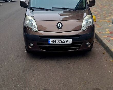 Коричневий Рено Кєнгу, об'ємом двигуна 1.5 л та пробігом 265 тис. км за 9000 $, фото 1 на Automoto.ua