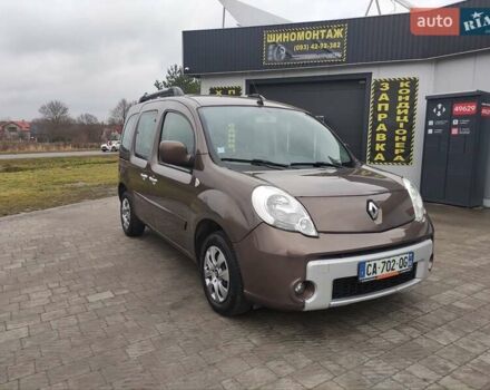 Коричневий Рено Кєнгу, об'ємом двигуна 1.5 л та пробігом 254 тис. км за 7800 $, фото 1 на Automoto.ua