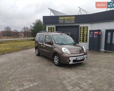 Коричневый Рено Кенгу, объемом двигателя 1.5 л и пробегом 254 тыс. км за 7400 $, фото 1 на Automoto.ua