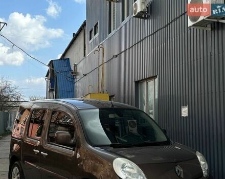 Коричневий Рено Кєнгу, об'ємом двигуна 1.46 л та пробігом 267 тис. км за 7900 $, фото 1 на Automoto.ua