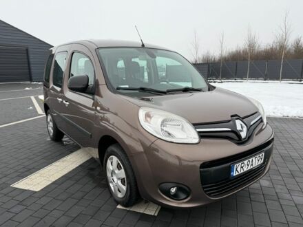 Коричневый Рено Кенгу, объемом двигателя 1.5 л и пробегом 156 тыс. км за 2300 $, фото 1 на Automoto.ua