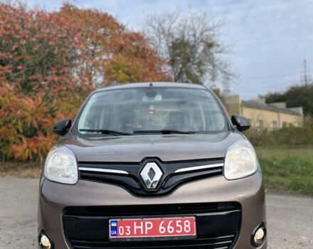 Коричневый Рено Кенгу, объемом двигателя 1.5 л и пробегом 256 тыс. км за 10999 $, фото 1 на Automoto.ua