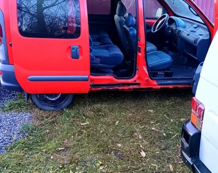 Красный Рено Кенгу, объемом двигателя 1.9 л и пробегом 262 тыс. км за 1500 $, фото 4 на Automoto.ua