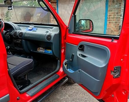 Червоний Рено Кєнгу, об'ємом двигуна 1.9 л та пробігом 381 тис. км за 2600 $, фото 2 на Automoto.ua