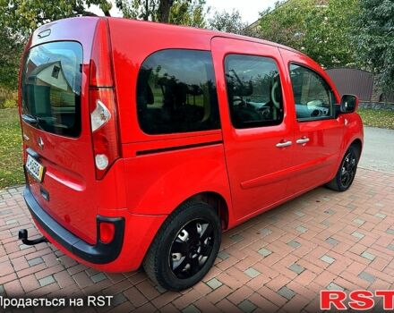 Красный Рено Кенгу, объемом двигателя 1.6 л и пробегом 180 тыс. км за 7550 $, фото 2 на Automoto.ua