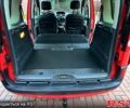 Красный Рено Кенгу, объемом двигателя 1.6 л и пробегом 180 тыс. км за 7550 $, фото 10 на Automoto.ua