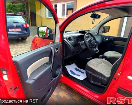 Червоний Рено Кєнгу, об'ємом двигуна 1.5 л та пробігом 198 тис. км за 7200 $, фото 1 на Automoto.ua