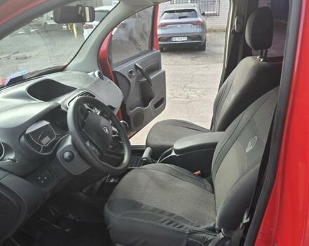 Красный Рено Кенгу, объемом двигателя 1.46 л и пробегом 190 тыс. км за 6700 $, фото 4 на Automoto.ua
