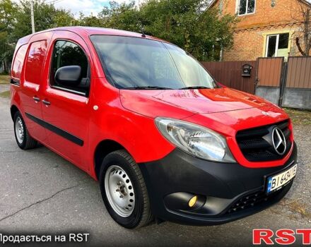 Рено Кенгу 2013 в Хороле на Automoto.ua Красный Рено Кенгу, объемом двигателя 1.5 л и пробегом 280 тыс. км за 7200 $, фото 1 на Automoto.ua