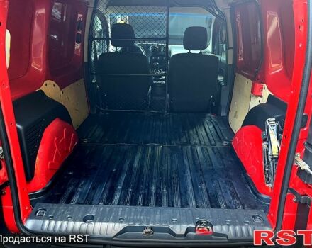 Рено Кенгу 2013 в Хороле на Automoto.ua Красный Рено Кенгу, объемом двигателя 1.5 л и пробегом 280 тыс. км за 7200 $, фото 8 на Automoto.ua