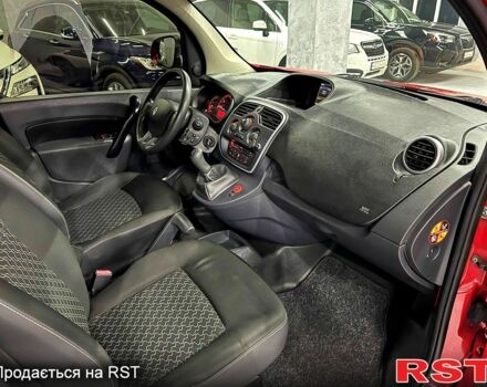 Красный Рено Кенгу, объемом двигателя 1.5 л и пробегом 179 тыс. км за 11699 $, фото 9 на Automoto.ua