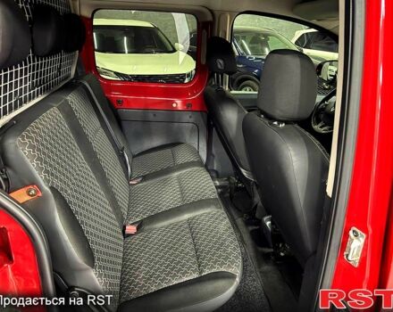 Красный Рено Кенгу, объемом двигателя 1.5 л и пробегом 179 тыс. км за 11699 $, фото 8 на Automoto.ua