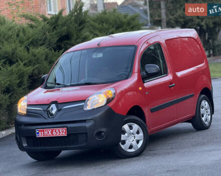 Красный Рено Кенгу, объемом двигателя 0 л и пробегом 21 тыс. км за 10299 $, фото 1 на Automoto.ua