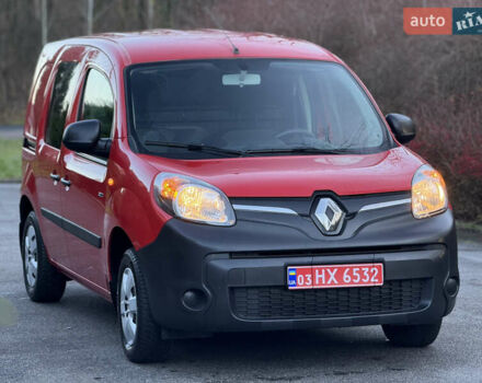 Красный Рено Кенгу, объемом двигателя 0 л и пробегом 21 тыс. км за 10299 $, фото 10 на Automoto.ua