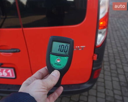 Красный Рено Кенгу, объемом двигателя 0 л и пробегом 54 тыс. км за 11555 $, фото 69 на Automoto.ua