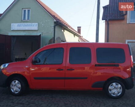 Красный Рено Кенгу, объемом двигателя 0 л и пробегом 54 тыс. км за 11555 $, фото 13 на Automoto.ua