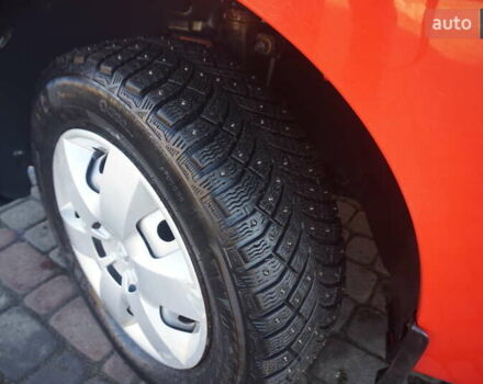 Красный Рено Кенгу, объемом двигателя 0 л и пробегом 54 тыс. км за 11555 $, фото 61 на Automoto.ua