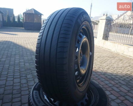 Красный Рено Кенгу, объемом двигателя 0 л и пробегом 54 тыс. км за 11555 $, фото 74 на Automoto.ua