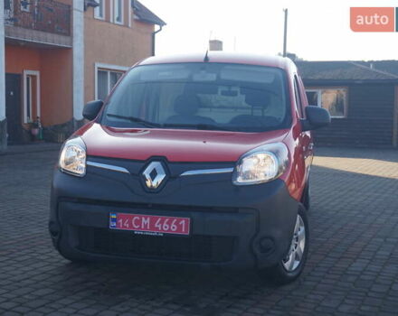 Красный Рено Кенгу, объемом двигателя 0 л и пробегом 54 тыс. км за 11555 $, фото 2 на Automoto.ua