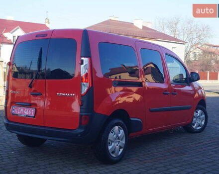 Красный Рено Кенгу, объемом двигателя 0 л и пробегом 54 тыс. км за 11555 $, фото 8 на Automoto.ua