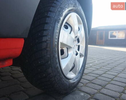 Красный Рено Кенгу, объемом двигателя 0 л и пробегом 54 тыс. км за 11555 $, фото 62 на Automoto.ua