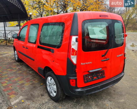 Красный Рено Кенгу, объемом двигателя 0 л и пробегом 63 тыс. км за 12399 $, фото 4 на Automoto.ua