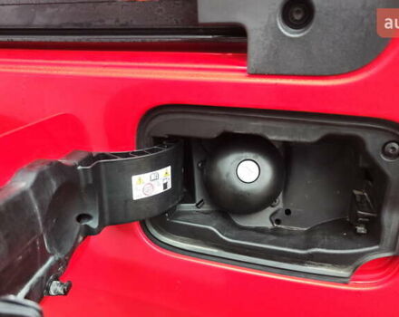 Красный Рено Кенгу, объемом двигателя 0 л и пробегом 63 тыс. км за 12399 $, фото 24 на Automoto.ua