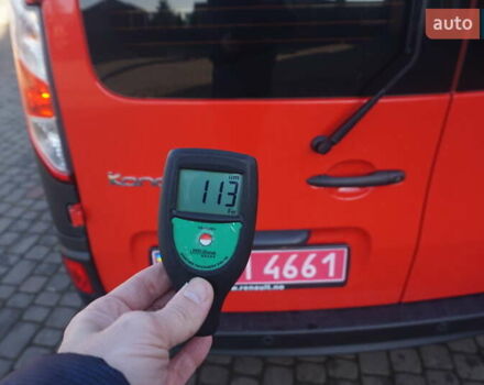 Красный Рено Кенгу, объемом двигателя 0 л и пробегом 54 тыс. км за 11555 $, фото 68 на Automoto.ua