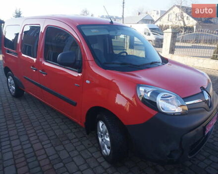 Красный Рено Кенгу, объемом двигателя 0 л и пробегом 54 тыс. км за 11555 $, фото 16 на Automoto.ua