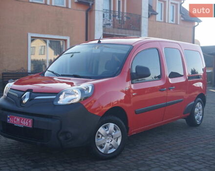 Красный Рено Кенгу, объемом двигателя 0 л и пробегом 54 тыс. км за 11555 $, фото 1 на Automoto.ua