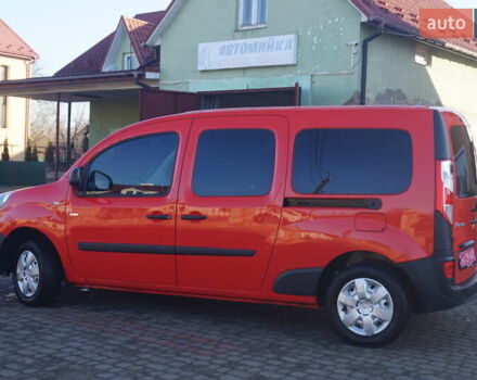 Красный Рено Кенгу, объемом двигателя 0 л и пробегом 54 тыс. км за 11555 $, фото 12 на Automoto.ua