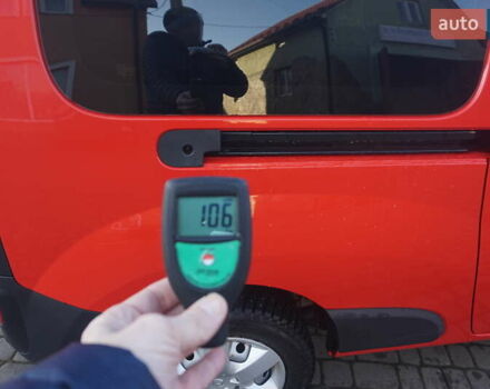 Красный Рено Кенгу, объемом двигателя 0 л и пробегом 54 тыс. км за 11555 $, фото 70 на Automoto.ua