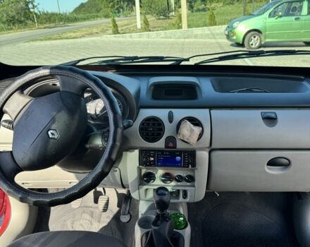 Красный Рено Кенгу, объемом двигателя 1.5 л и пробегом 404 тыс. км за 3700 $, фото 19 на Automoto.ua