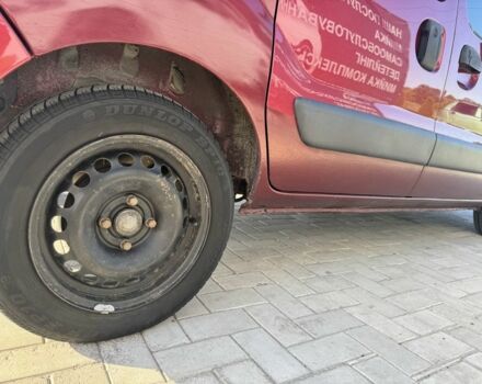 Красный Рено Кенгу, объемом двигателя 1.5 л и пробегом 404 тыс. км за 3700 $, фото 4 на Automoto.ua