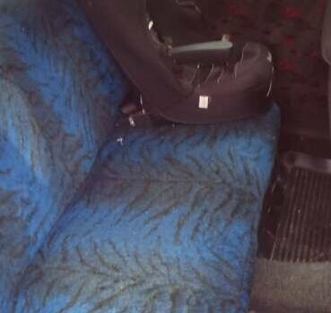 Красный Рено Кенгу, объемом двигателя 1.87 л и пробегом 220 тыс. км за 2600 $, фото 2 на Automoto.ua