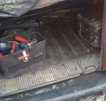 Красный Рено Кенгу, объемом двигателя 1.87 л и пробегом 220 тыс. км за 2600 $, фото 7 на Automoto.ua