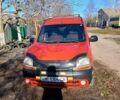 Красный Рено Кенгу, объемом двигателя 1.87 л и пробегом 147 тыс. км за 3500 $, фото 1 на Automoto.ua