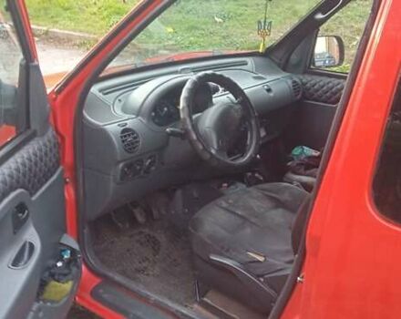 Красный Рено Кенгу, объемом двигателя 1.87 л и пробегом 220 тыс. км за 2600 $, фото 1 на Automoto.ua